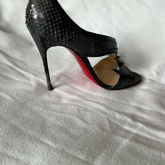 Christian Louboutin Suzana heels - Picture 5 of 6